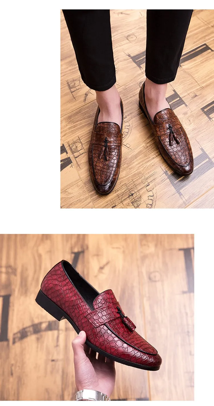 2019 new spring men's British wind foreign trade large size pointed shoes pattern casual trend breathable men's shoes