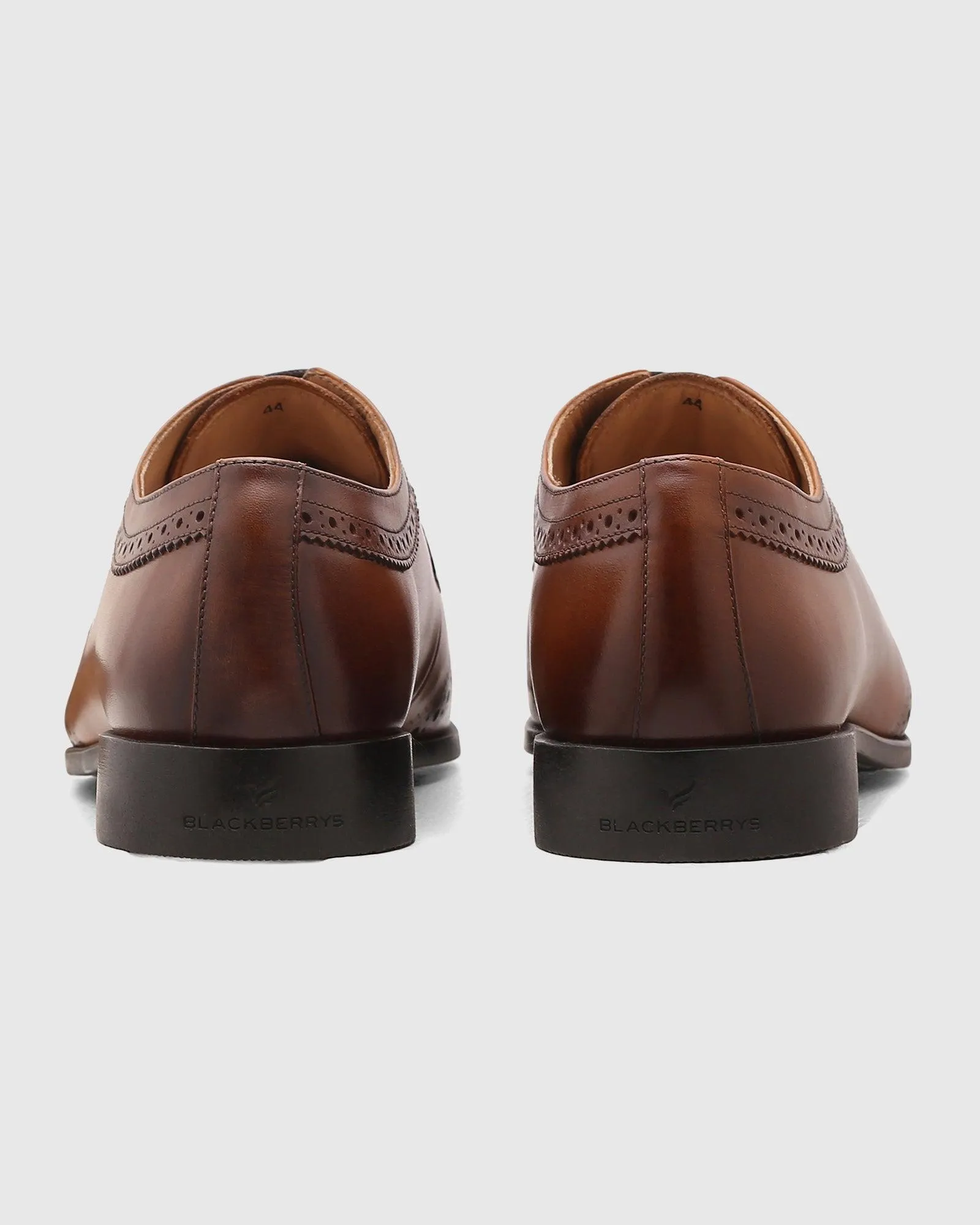 Leather Tan Solid Derby Shoes - Qoet