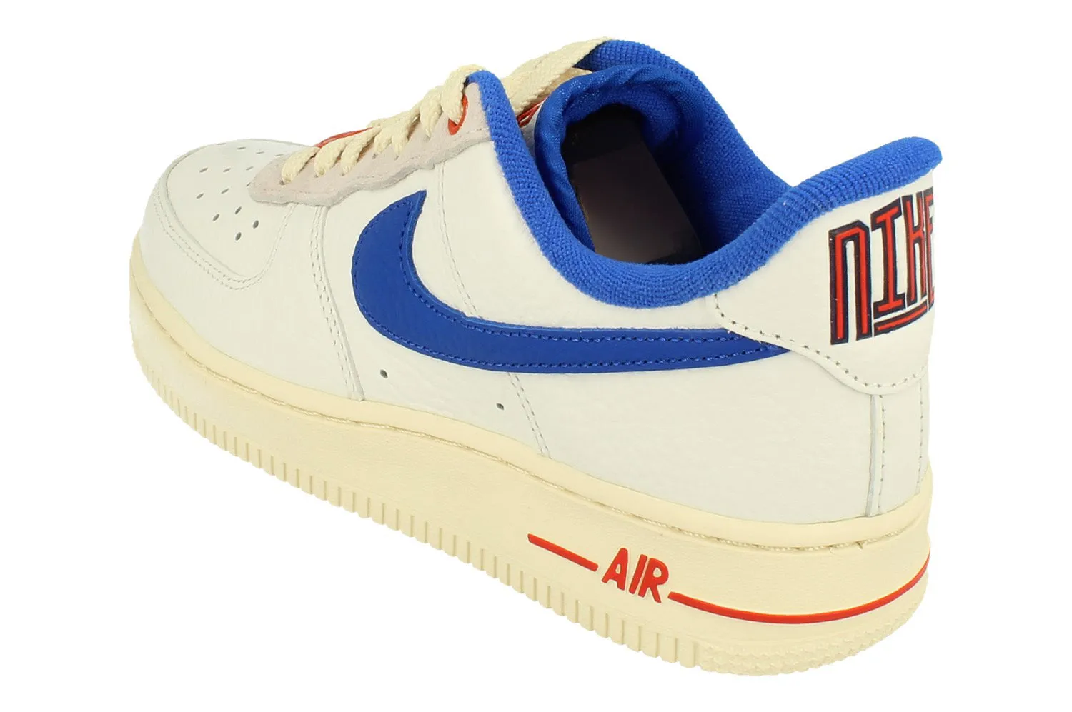 Nike Womens Air Force 1 07 Lx Trainers DR0148 100