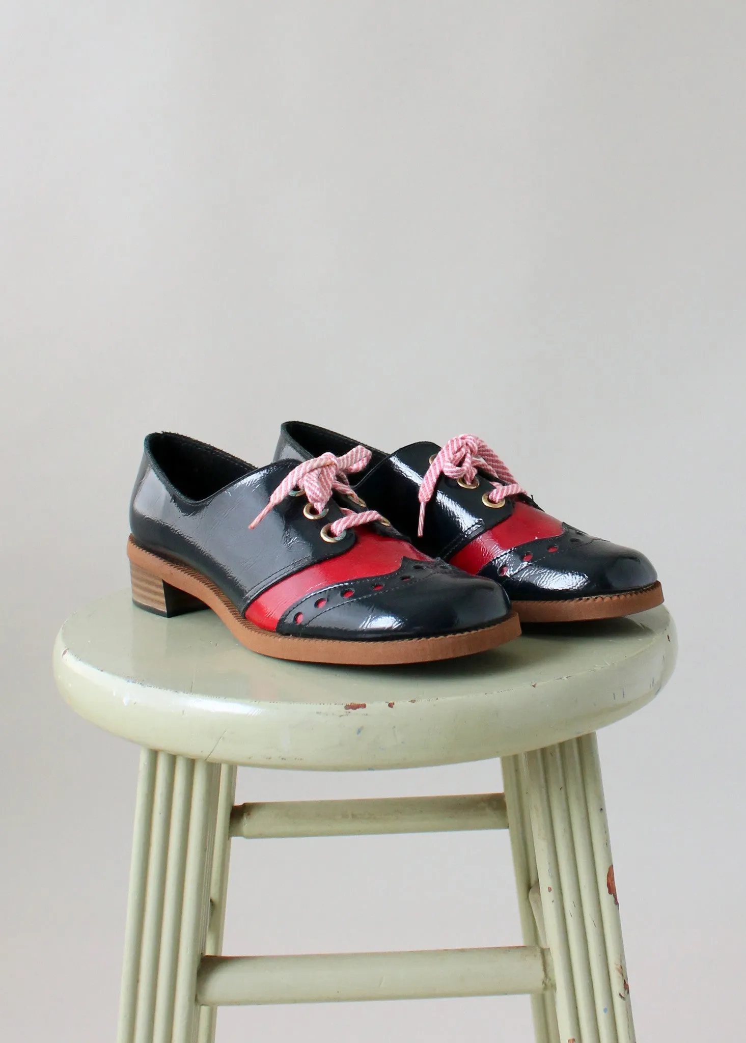 Vintage 1960s MOD Navy and Red Oxfords